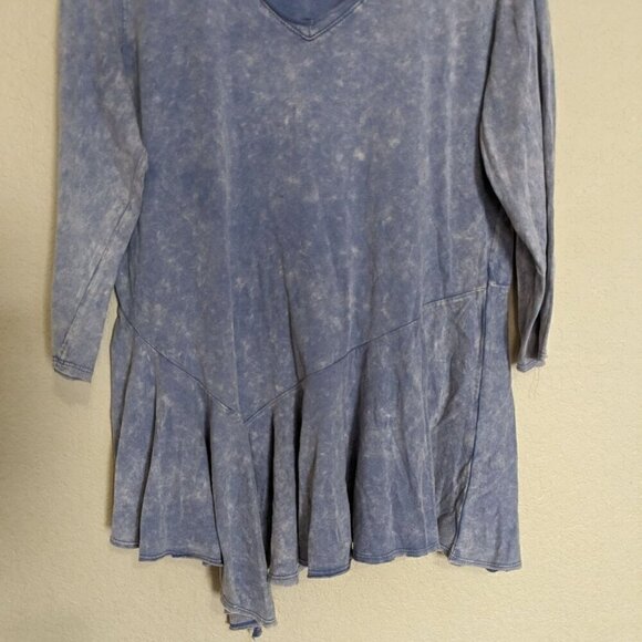 For the Republic Faded Blue Asymetrical hem 3/4th Sleeve Lagenlook Boho Top Larg - Picture 2 of 4